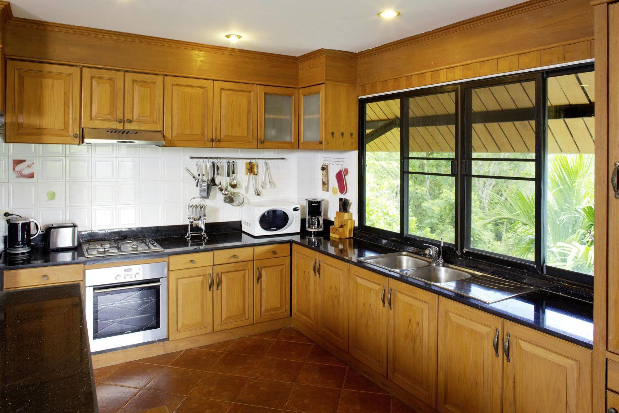 Thara Bayview Villa, Sha Certified Ao Nang Exterior photo