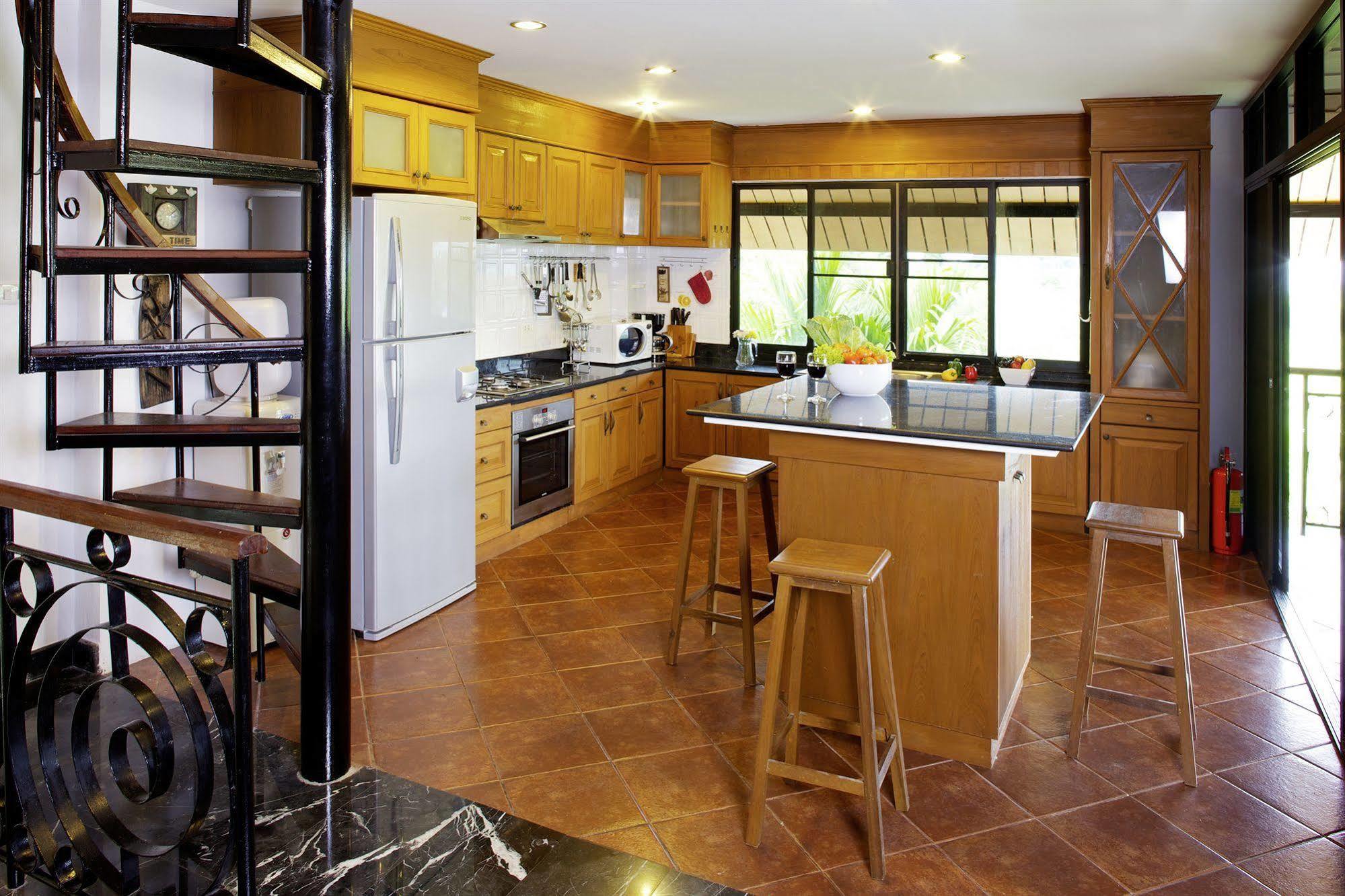 Thara Bayview Villa, Sha Certified Ao Nang Exterior photo